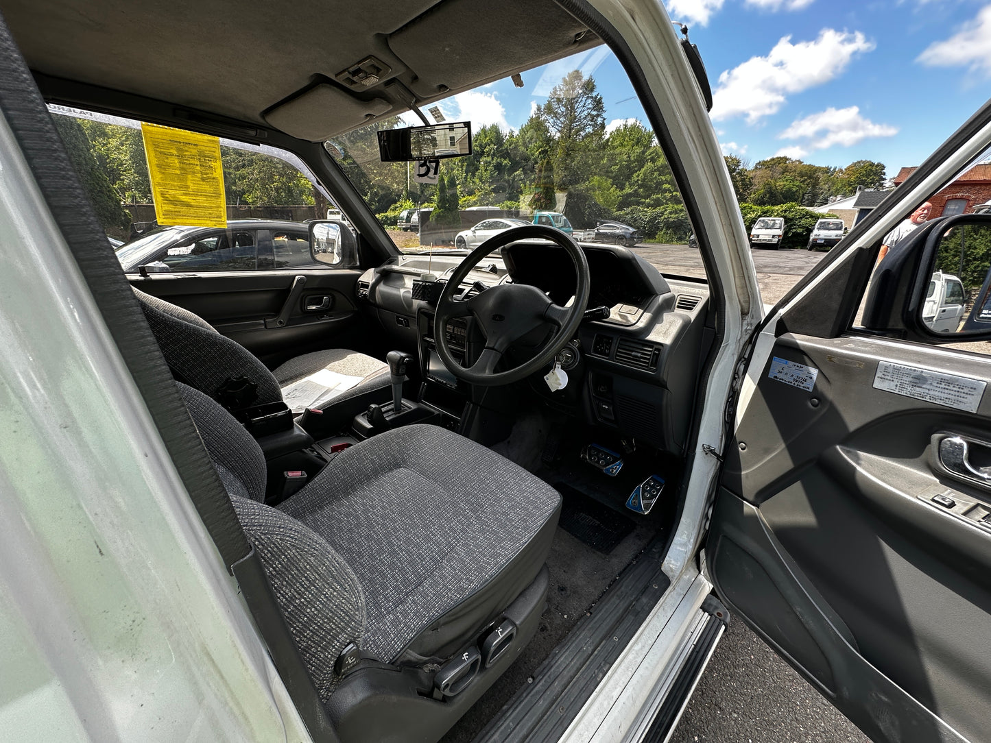 1993 Mitsubishi Pajero image 4