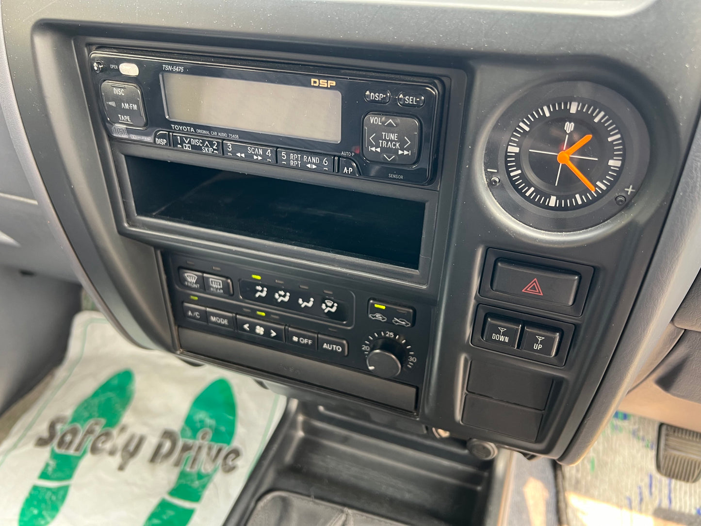 1998 Toyota Land Cruiser Prado TX image 10