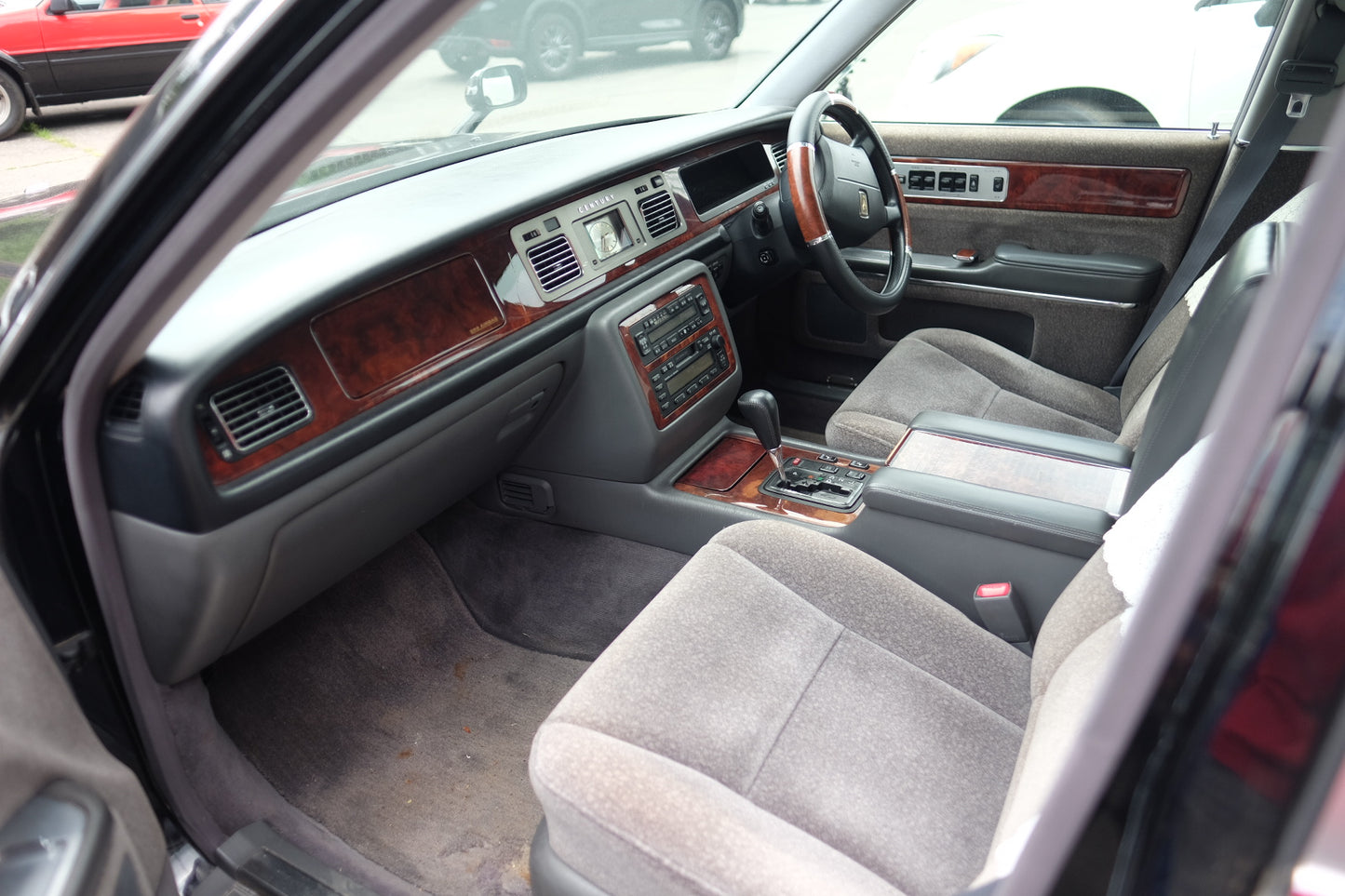 1998 Toyota Century V12