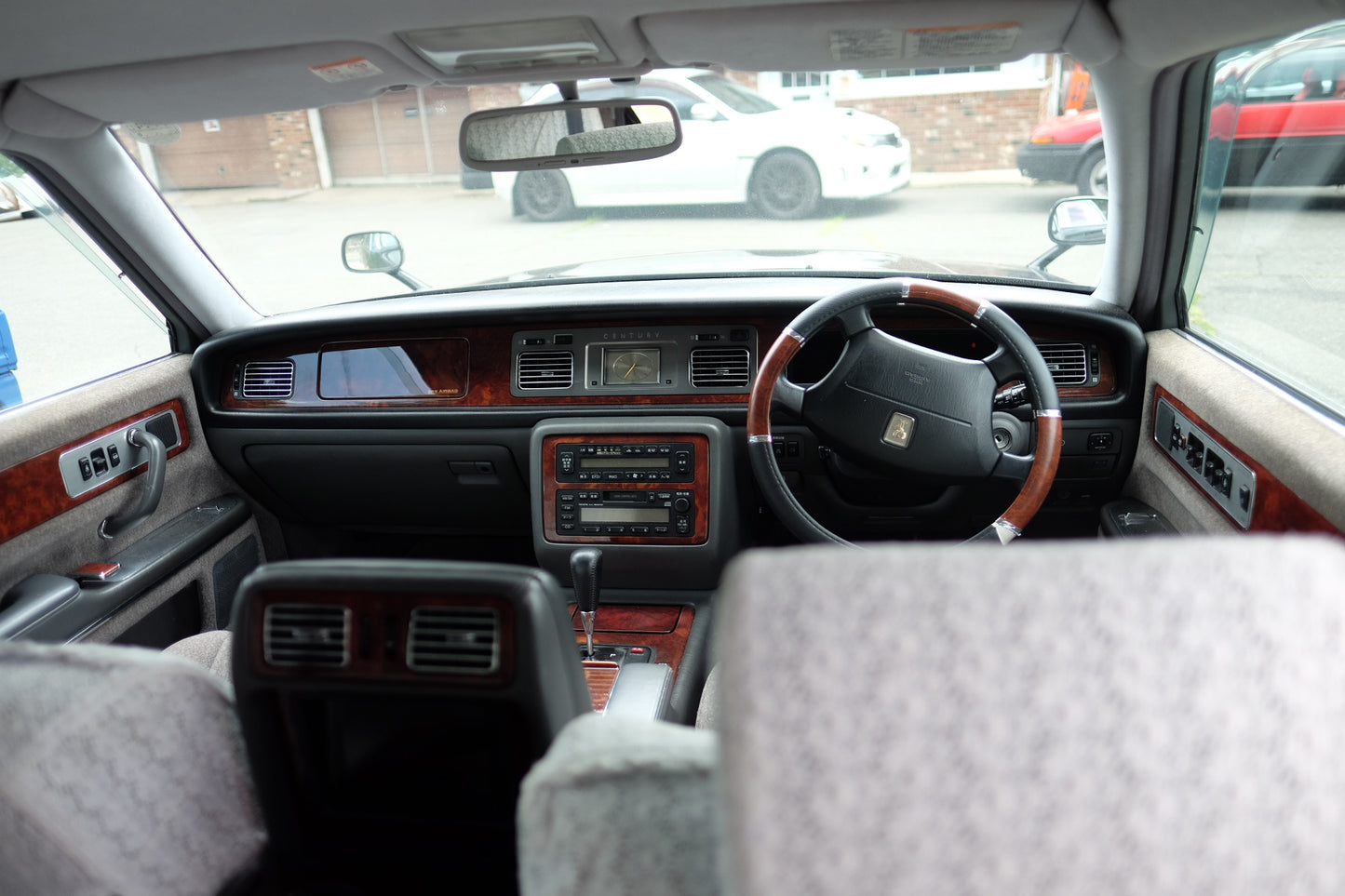 1998 Toyota Century V12
