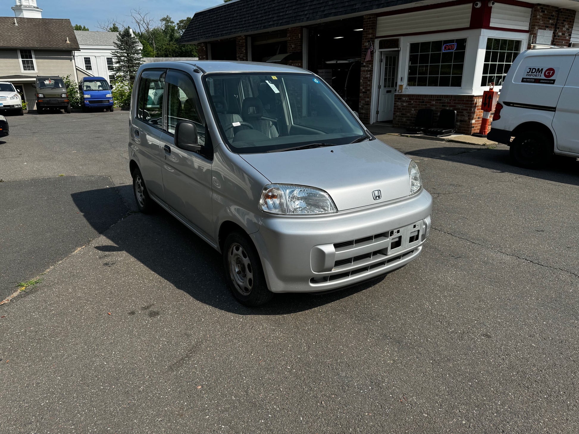 1998 Honda Life image 1