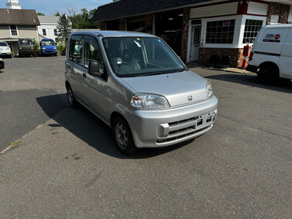 1998 Honda Life image 1